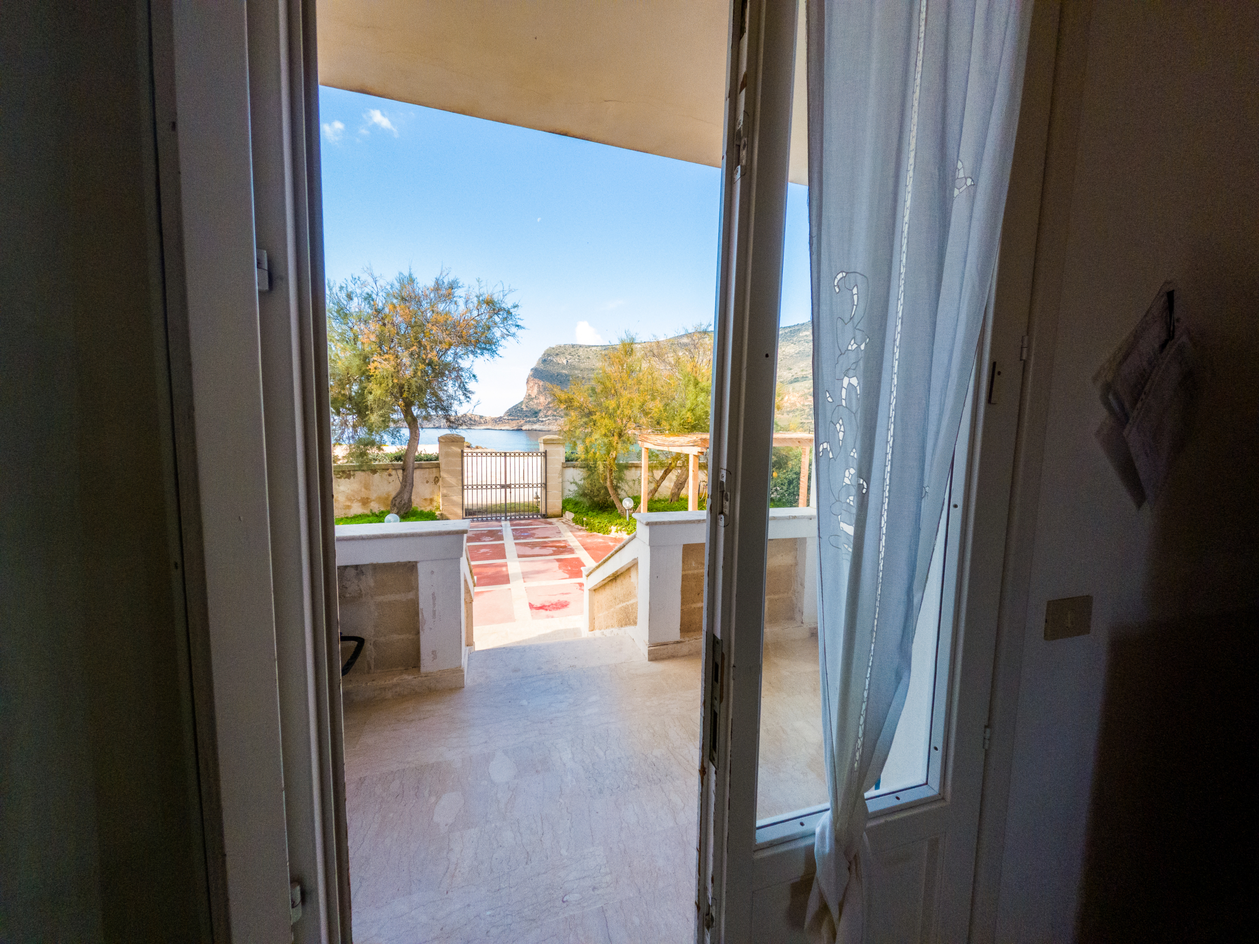 C:DCIM100GOPROGOPR0372.GPR